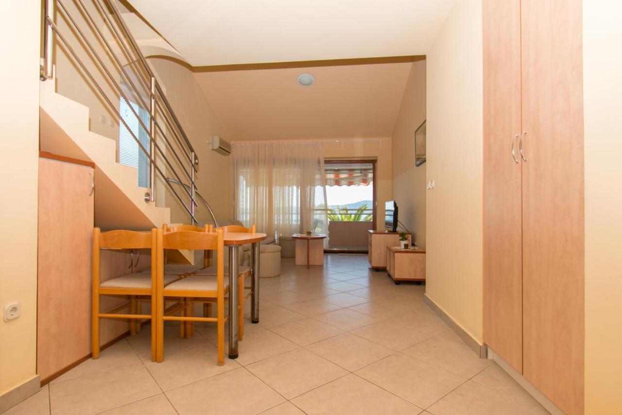 Apartments Matas Sukosan Luaran gambar
