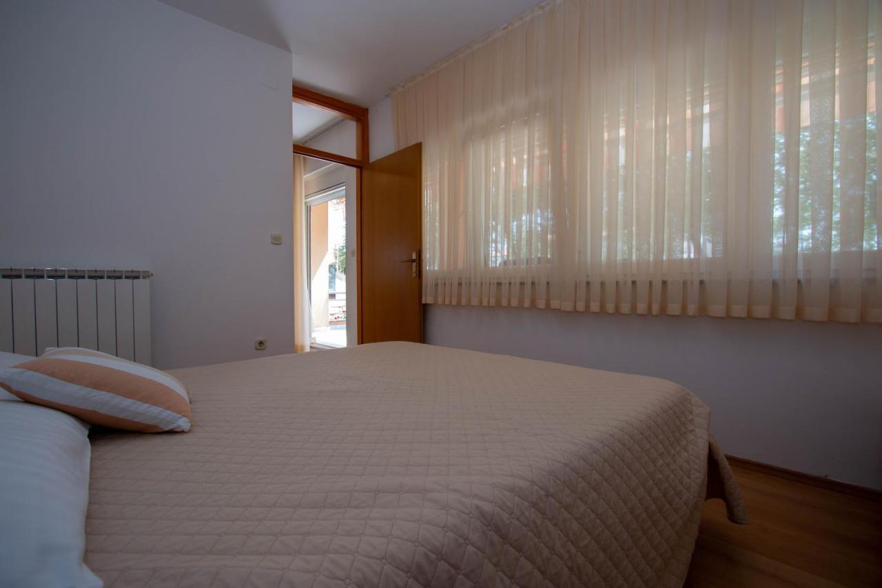 Apartments Matas Sukosan Luaran gambar
