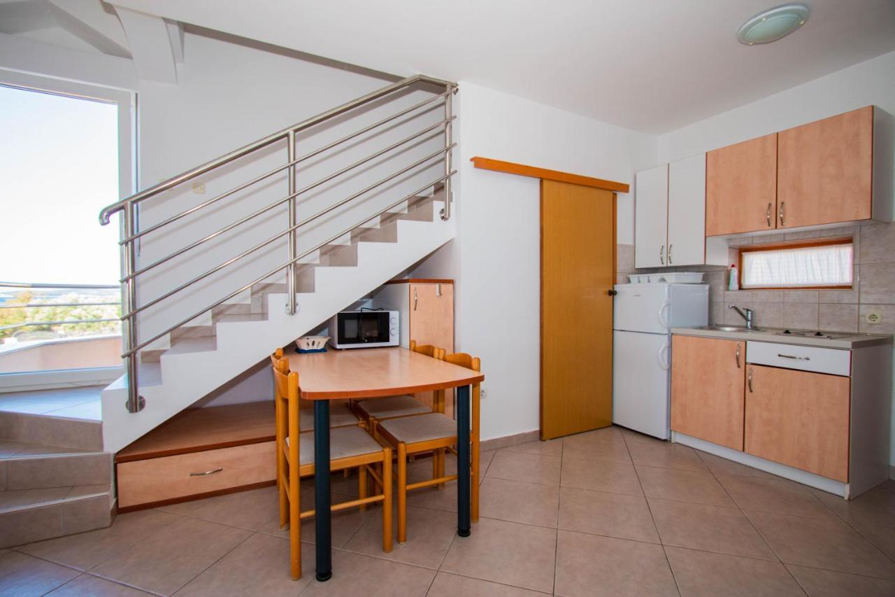 Apartments Matas Sukosan Luaran gambar